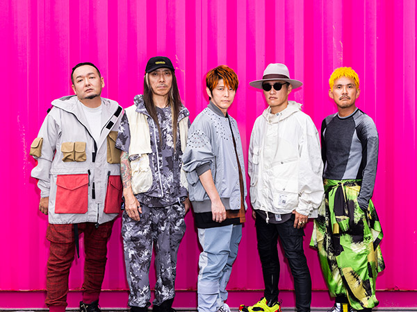 ロックバンド FLOW 10th ANNIVERSARY サイン KOHSHI ロックバンド FLOW 10th ANNIVERSARY サイン KOHSHI - メルカリ